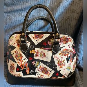 Sydney Love full deck domed clutch